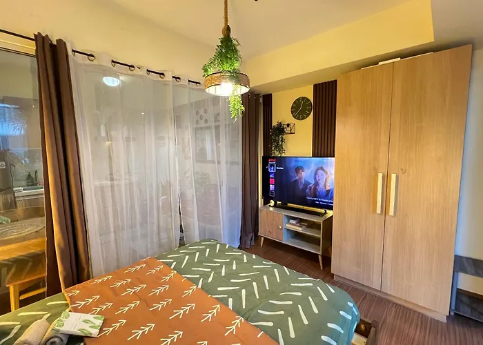 Azure 1 Bed Lagoon View Veranda Netflix Internet