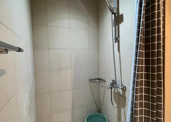 Azure 1 Bed Lagoon View Veranda Netflix Internet Apartment *